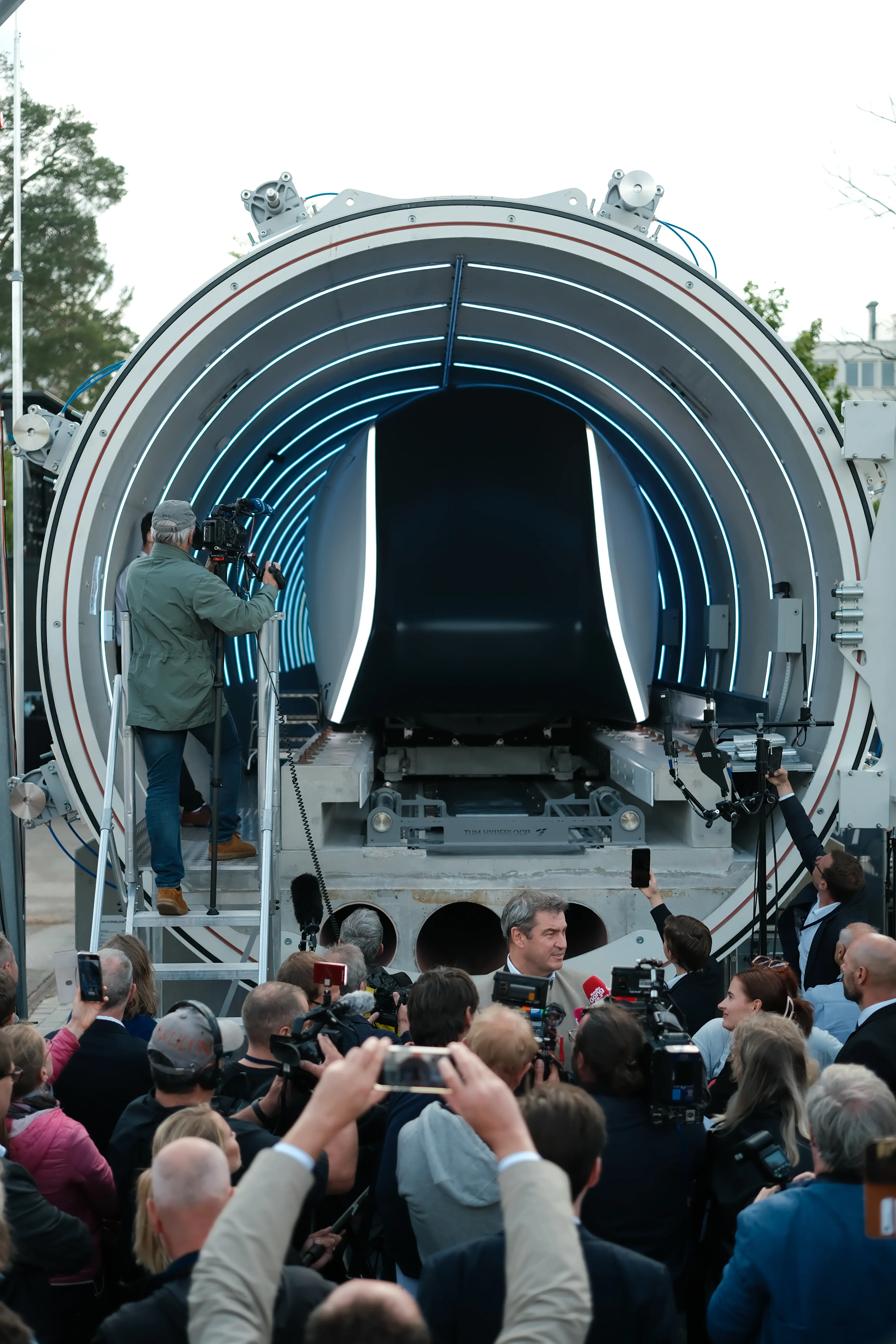 TUM Hyperloop — 30