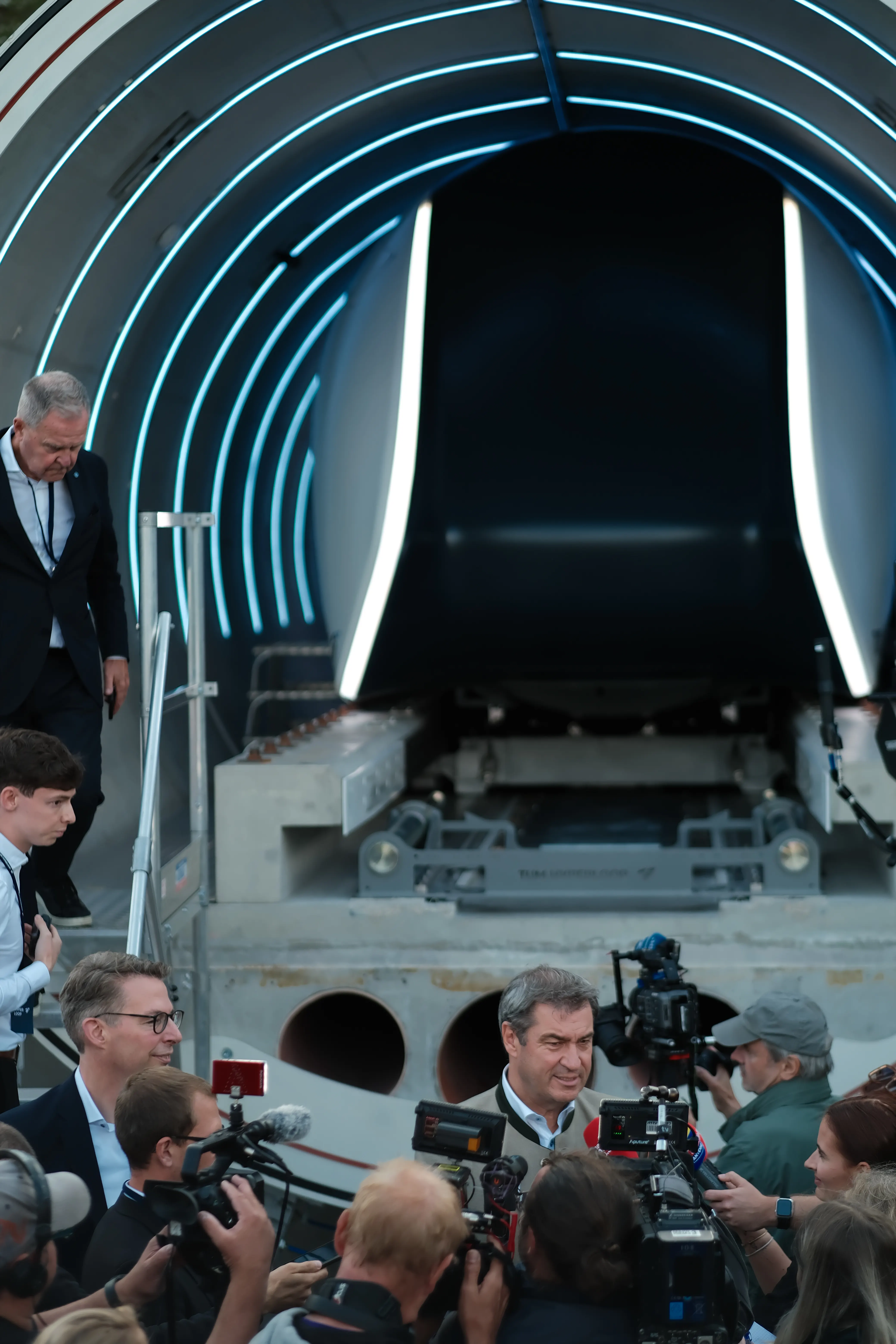 TUM Hyperloop — 31